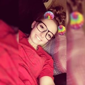 Meet your Posher, Marissa